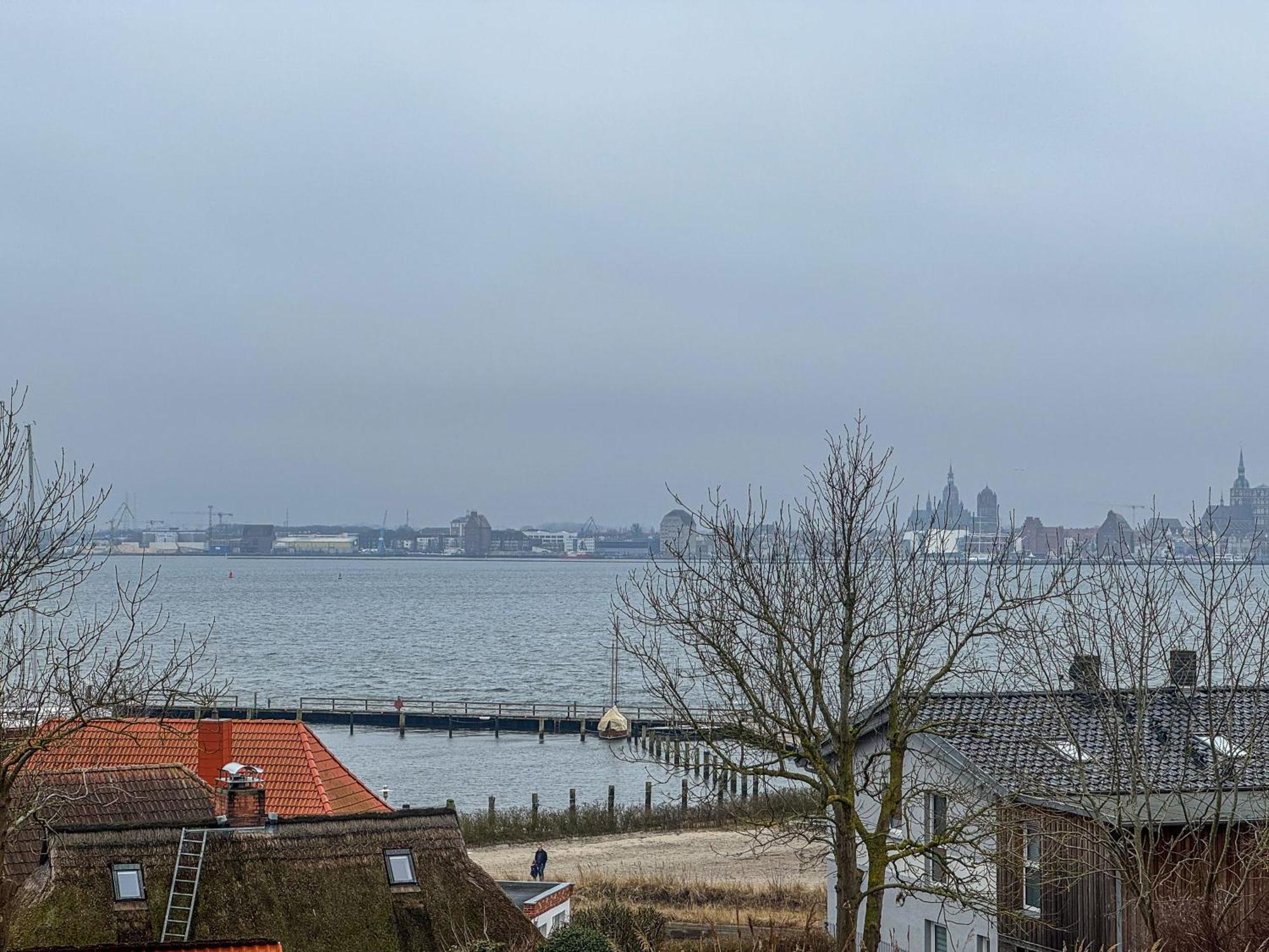 Ferienwohnung Sundueberblick - 150 Meter Zum Strand Altefähr 外观 照片